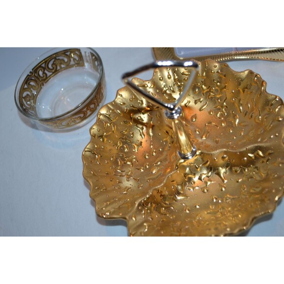 Vintage Gold Gilt Vanity Dresser Counter Trio Romantic Trends - Picture 3 of 6